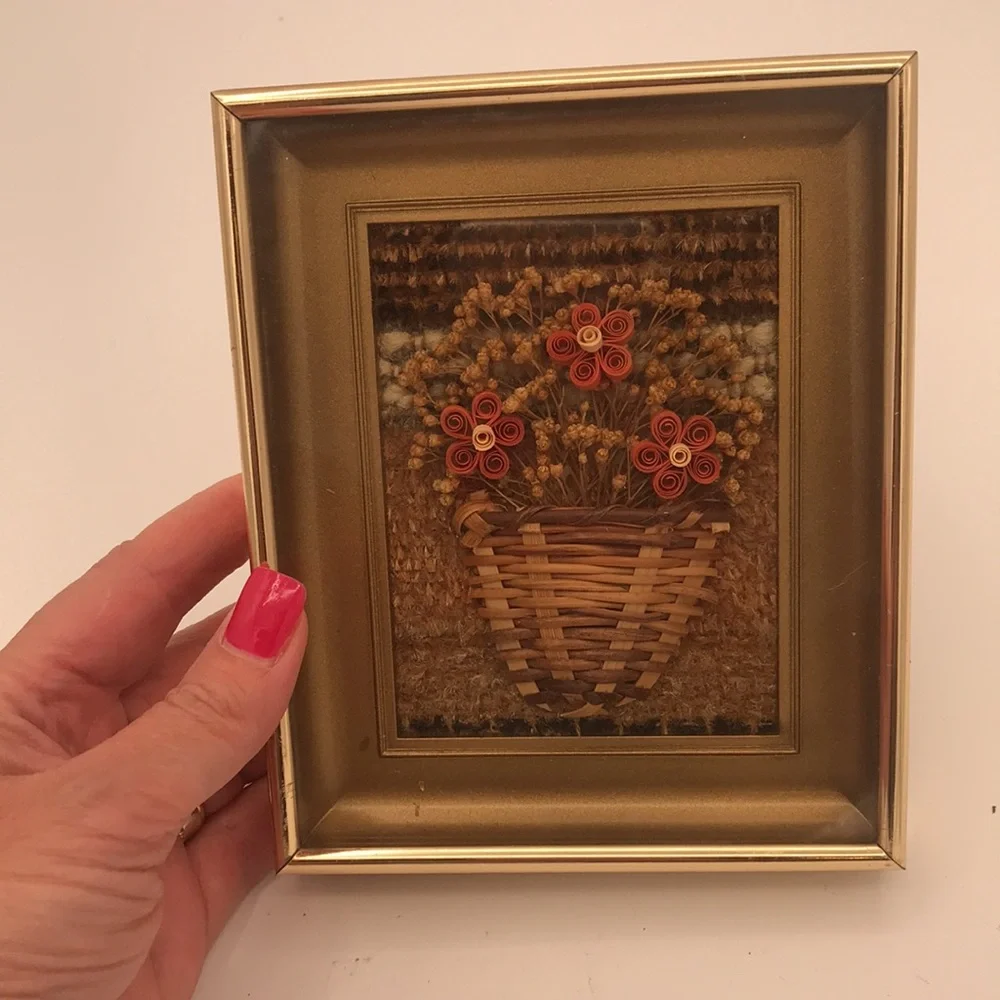 Set of 2 Vintage‎ Framed Handmade Quilled Flowers in Woven Baskets